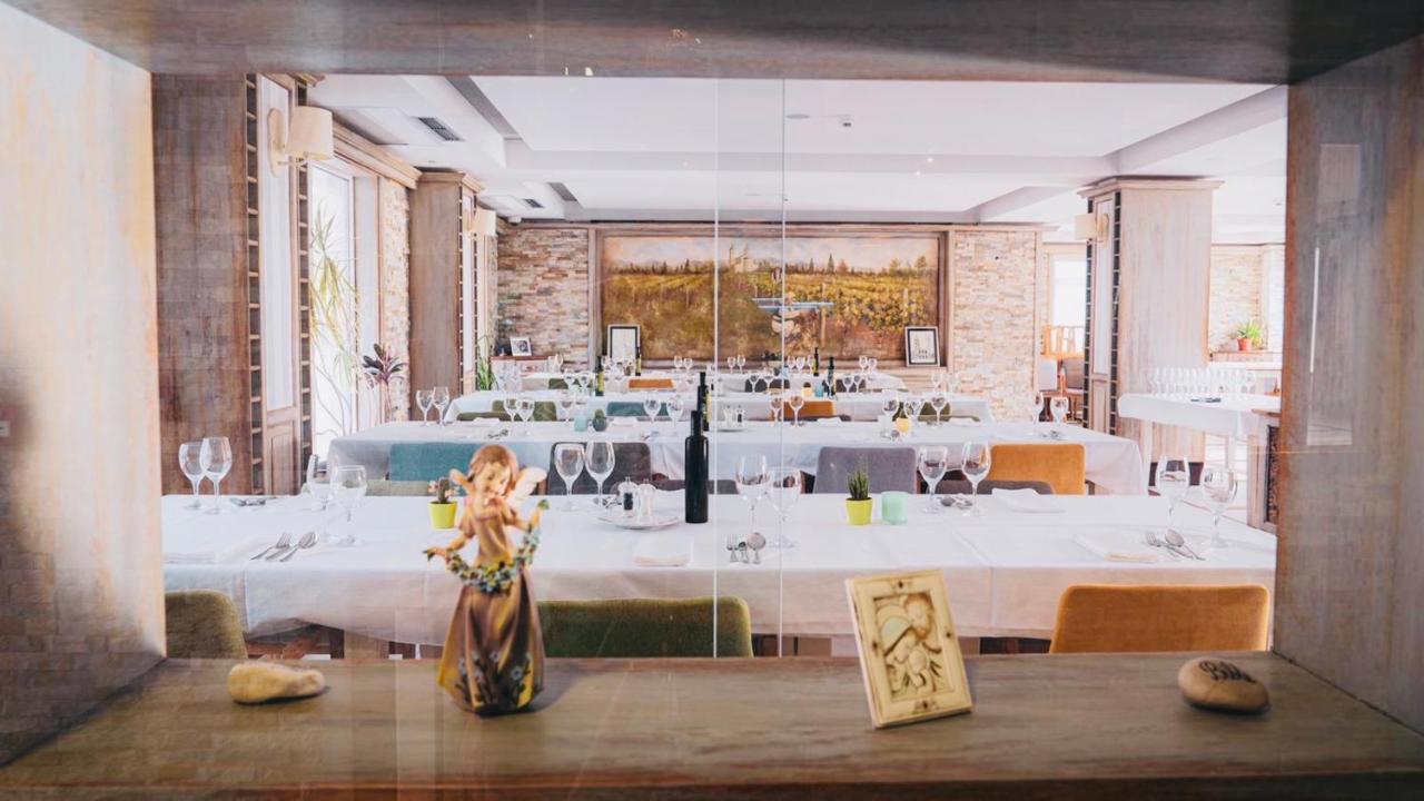 Wine Hotel Cesarica Međugorje Kültér fotó