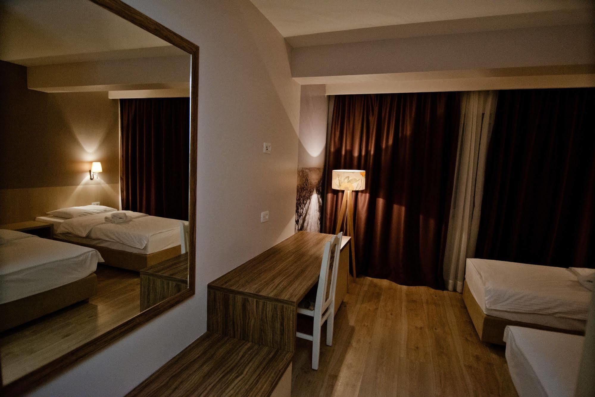 Wine Hotel Cesarica Međugorje Kültér fotó