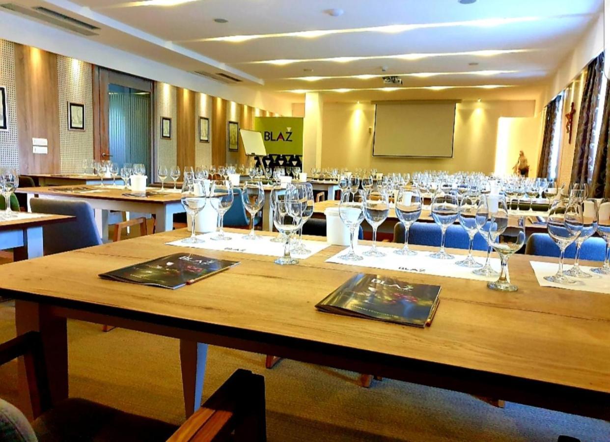 Wine Hotel Cesarica Međugorje Kültér fotó